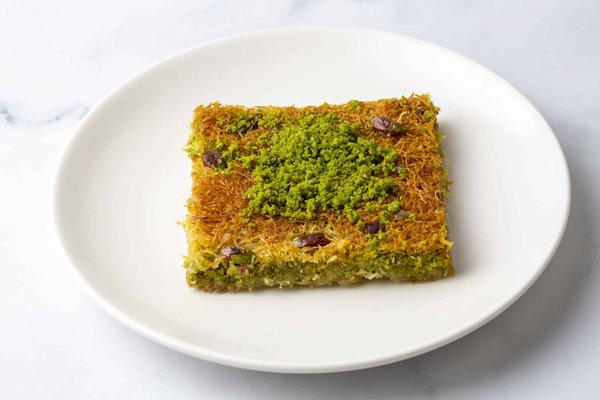 What's the Best Way to Make a Deliciously Tart Key Lime Pie with a Graham Cracker Crust?